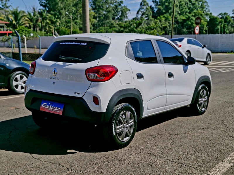 RENAULT KWID ZEN 1.0 2022/2023 CRUZEIRO MULTIMARCAS CRUZEIRO DO SUL / Carros no Vale