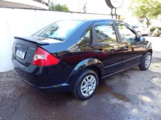 FORD FIESTA SEDAN 1.0 2006/2007 ALTERNATIVA VEÍCULOS LAJEADO / Carros no Vale