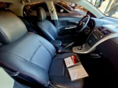 TOYOTA COROLLA 2.0 XRS 16V FLEX 4P AUTOMÁTICO 2012/2013 CRUZEIRO MULTIMARCAS CRUZEIRO DO SUL / Carros no Vale