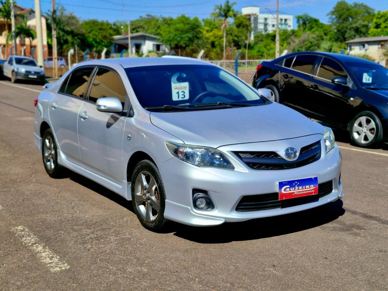 TOYOTA COROLLA 2.0 XRS 16V FLEX 4P AUTOMÁTICO 2012/2013 CRUZEIRO MULTIMARCAS CRUZEIRO DO SUL / Carros no Vale
