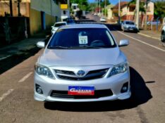 TOYOTA COROLLA 2.0 XRS 16V FLEX 4P AUTOMÁTICO 2012/2013 CRUZEIRO MULTIMARCAS CRUZEIRO DO SUL / Carros no Vale