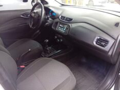 CHEVROLET PRISMA 1.4 LT 2016/2017 ALTERNATIVA VEÍCULOS LAJEADO / Carros no Vale