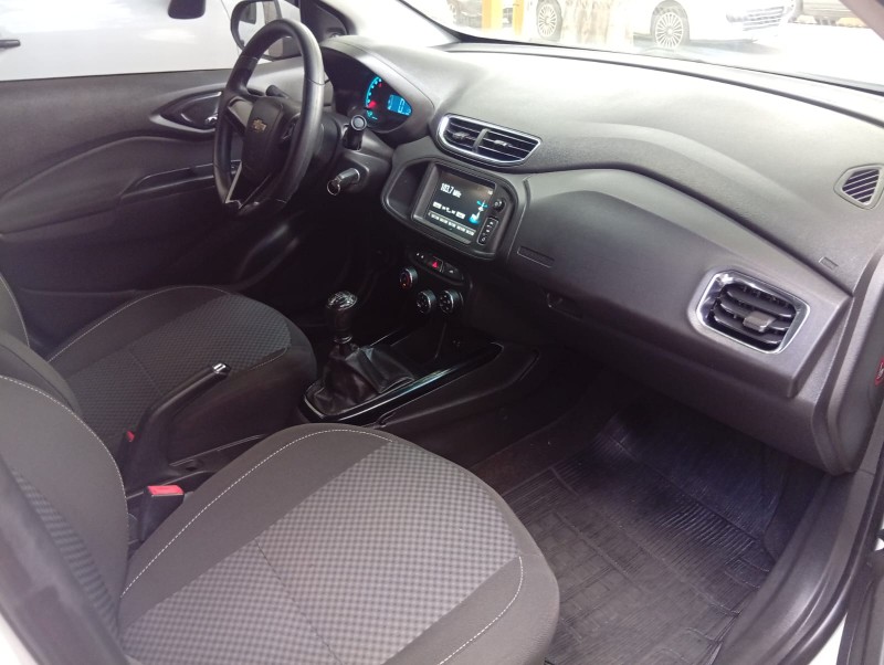 CHEVROLET PRISMA 1.4 LT 2016/2017 ALTERNATIVA VEÍCULOS LAJEADO / Carros no Vale