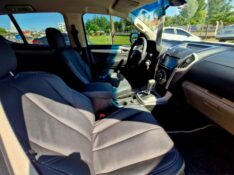 CHEVROLET TRAILBLAZER 2.8 LTZ 4X4 16V TURBO DIESEL 4P AUTOMÁTICO 2016/2016 CRUZEIRO MULTIMARCAS CRUZEIRO DO SUL / Carros no Vale