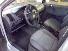 VOLKSWAGEN POLO SEDAN 1.6 2004/2004 ALTERNATIVA VEÍCULOS LAJEADO / Carros no Vale