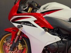 HONDA MOTOS CBR 600 F /2012 EXCLUSIVO VEÍCULOS SANTA CRUZ DO SUL / Carros no Vale
