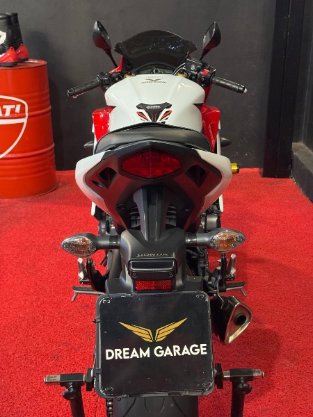 HONDA MOTOS CBR 600 F /2012 EXCLUSIVO VEÍCULOS SANTA CRUZ DO SUL / Carros no Vale