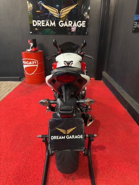 HONDA MOTOS CBR 600 F /2012 EXCLUSIVO VEÍCULOS SANTA CRUZ DO SUL / Carros no Vale