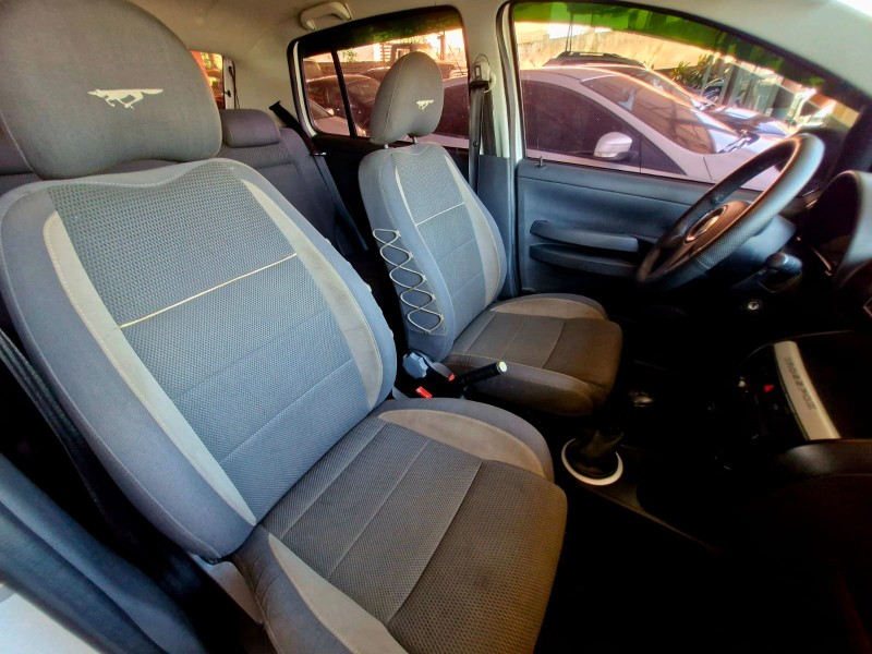 VOLKSWAGEN CROSSFOX 1.6 MANUAL 2009/2009 CRUZEIRO MULTIMARCAS CRUZEIRO DO SUL / Carros no Vale