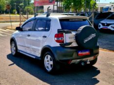 VOLKSWAGEN CROSSFOX 1.6 MANUAL 2009/2009 CRUZEIRO MULTIMARCAS CRUZEIRO DO SUL / Carros no Vale