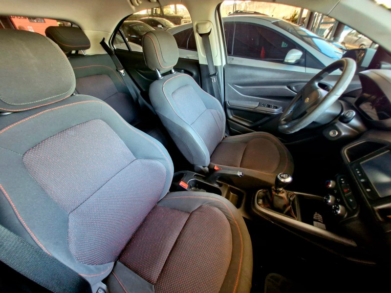 CHEVROLET ONIX 1.4 LTZ 2014/2015 CRUZEIRO MULTIMARCAS CRUZEIRO DO SUL / Carros no Vale