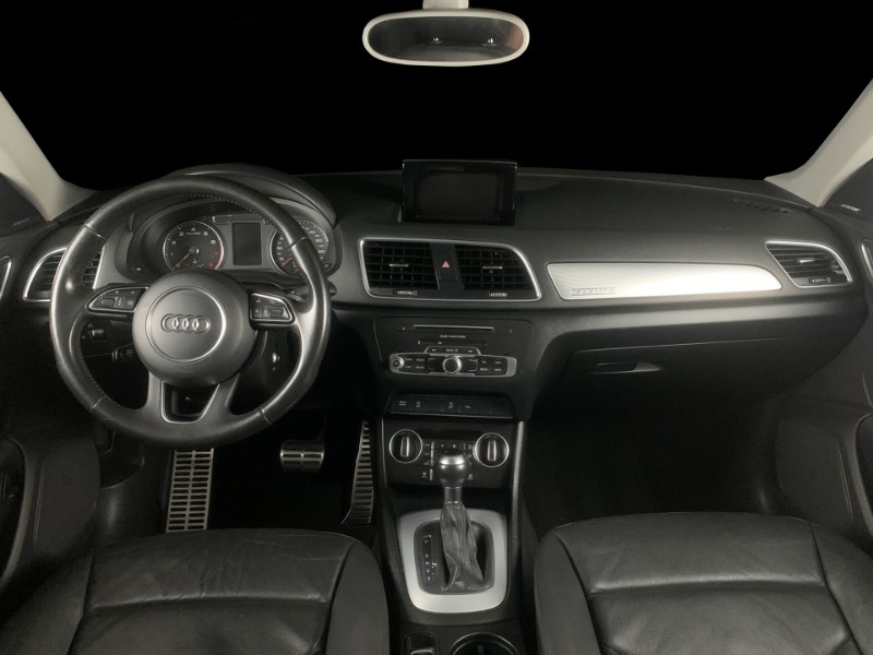 AUDI Q3 2.0 TFSI AMBIENTE QUATTRO 4P GASOLINA S TRONIC 2015/2016 DUARTE VEÍCULOS PORTO ALEGRE / Carros no Vale