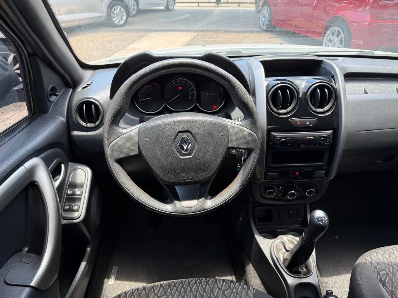 RENAULT DUSTER OROCH EXPRESS 1.6 FLEX 16V MEC. /2020 AR MULTIMARCAS VENÂNCIO AIRES / Carros no Vale