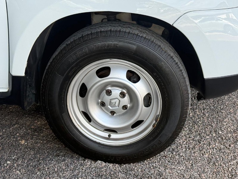 RENAULT DUSTER OROCH EXPRESS 1.6 FLEX 16V MEC. /2020 AR MULTIMARCAS VENÂNCIO AIRES / Carros no Vale