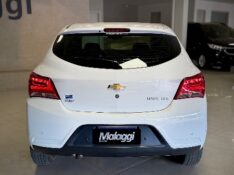 CHEVROLET ONIX 1.4 LTZ AUT. 2017/2017 MALAGGI VEÍCULOS ENCANTADO / Carros no Vale