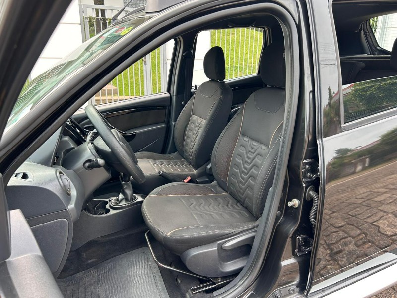 RENAULT DUSTER DYNAMIQUE 1.6 FLEX 16V MEC. 2016/2016 LS MULTIMARCAS VENÂNCIO AIRES / Carros no Vale