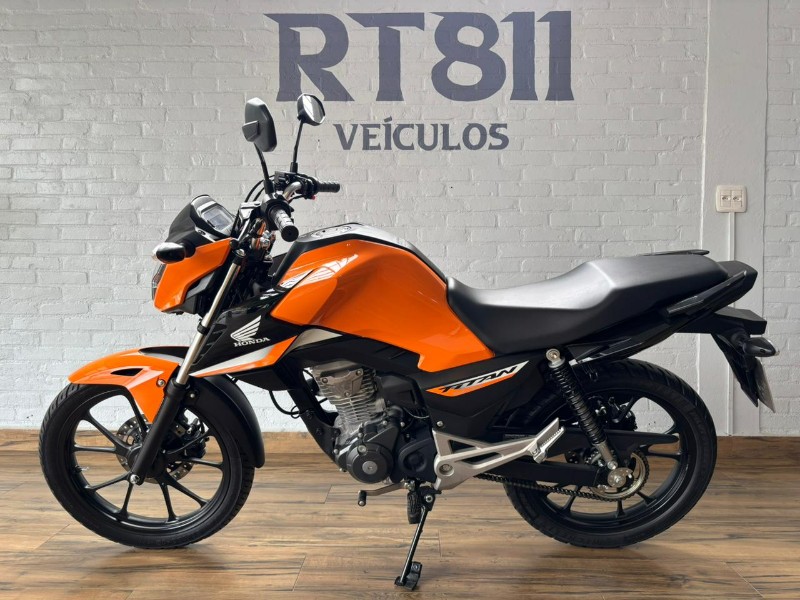 HONDA MOTOS CG 160 TITAN /2025 RT 811 VEÍCULOS ARROIO DO MEIO / Carros no Vale