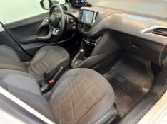 PEUGEOT 208 1.6 16V GRIFFE 2015/2015 LUCAS AUTOMÓVEIS BOM RETIRO DO SUL / Carros no Vale