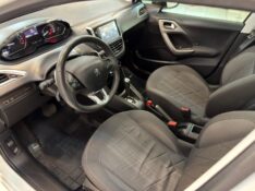 PEUGEOT 208 1.6 16V GRIFFE 2015/2015 LUCAS AUTOMÓVEIS BOM RETIRO DO SUL / Carros no Vale