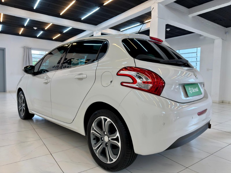 PEUGEOT 208 1.6 16V GRIFFE 2015/2015 LUCAS AUTOMÓVEIS BOM RETIRO DO SUL / Carros no Vale