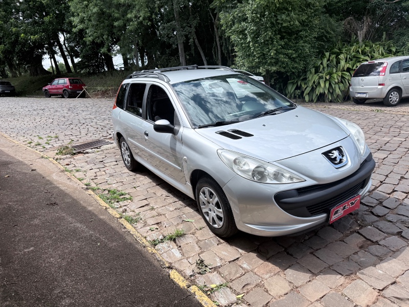 PEUGEOT 207 SW XR 1.4 8V (FLEX) 2013/2013 ELY AUTOMÓVEIS LAJEADO / Carros no Vale
