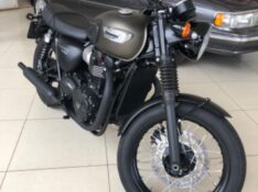 TRIUMPH BONNEVILLE 2021/2021 JASER MOTOS LAJEADO / Carros no Vale