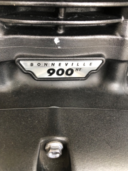 TRIUMPH BONNEVILLE 2021/2021 JASER MOTOS LAJEADO / Carros no Vale