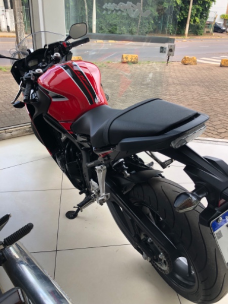 HONDA MOTOS CB 650R 2019/2019 JASER MOTOS LAJEADO / Carros no Vale
