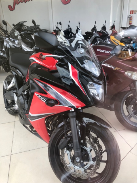 HONDA MOTOS CB 650R 2019/2019 JASER MOTOS LAJEADO / Carros no Vale
