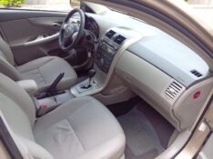 TOYOTA COROLLA XEI 2.0 FLEX 2010/2011 ALTERNATIVA VEÍCULOS LAJEADO / Carros no Vale