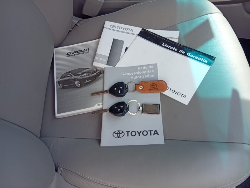 TOYOTA COROLLA XEI 2.0 FLEX 2010/2011 ALTERNATIVA VEÍCULOS LAJEADO / Carros no Vale