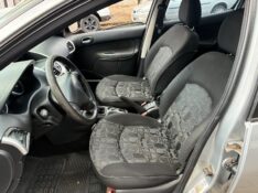 PEUGEOT 207 SEDAN 207 PASSION XR SPORT 1.4 8V (FLEX) 2011/2011 COMPLETO VEÍCULOS GUAPORÉ / Carros no Vale