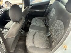 PEUGEOT 207 SEDAN 207 PASSION XR SPORT 1.4 8V (FLEX) 2011/2011 COMPLETO VEÍCULOS GUAPORÉ / Carros no Vale