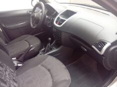 PEUGEOT 207PASSION XR 1.4 2010/2011 ALTERNATIVA VEÍCULOS LAJEADO / Carros no Vale