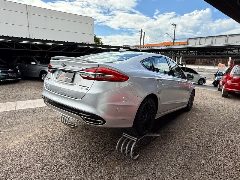 FORD FUSION 2.0 TITANIUM GTDI ECOBOOST AWD AUTOMÁTICO /2018 AR MULTIMARCAS VENÂNCIO AIRES / Carros no Vale