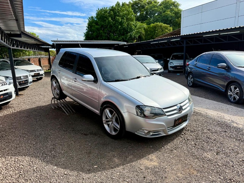 VOLKSWAGEN GOLF SPORTLINE 1.6 MI TOTAL FLEX 8V 4P /2008 AR MULTIMARCAS VENÂNCIO AIRES / Carros no Vale