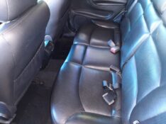 FIAT STILO 1.8 2004/2005 RENAUTO VEÍCULOS LAJEADO / Carros no Vale