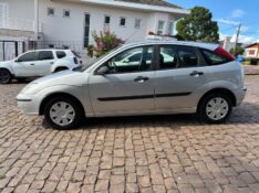 FORD FOCUS 1.6 FLEX HA 2007/2007 COMPLETO VEÍCULOS GUAPORÉ / Carros no Vale