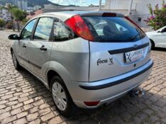 FORD FOCUS 1.6 FLEX HA 2007/2007 COMPLETO VEÍCULOS GUAPORÉ / Carros no Vale
