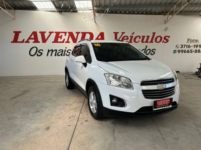 CHEVROLET TRACKER 1.8 MPFI LT 4X2 16V FLEX 4P AUTOMÁTICO 2015/2016 LAVENDA VEÍCULOS ARROIO DO MEIO / Carros no Vale