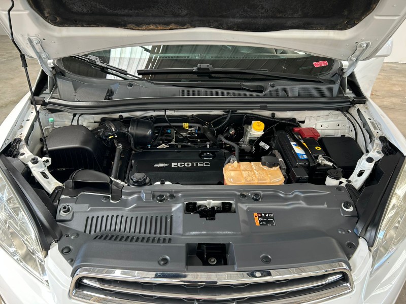 CHEVROLET TRACKER 1.8 MPFI LT 4X2 16V FLEX 4P AUTOMÁTICO 2015/2016 LAVENDA VEÍCULOS ARROIO DO MEIO / Carros no Vale