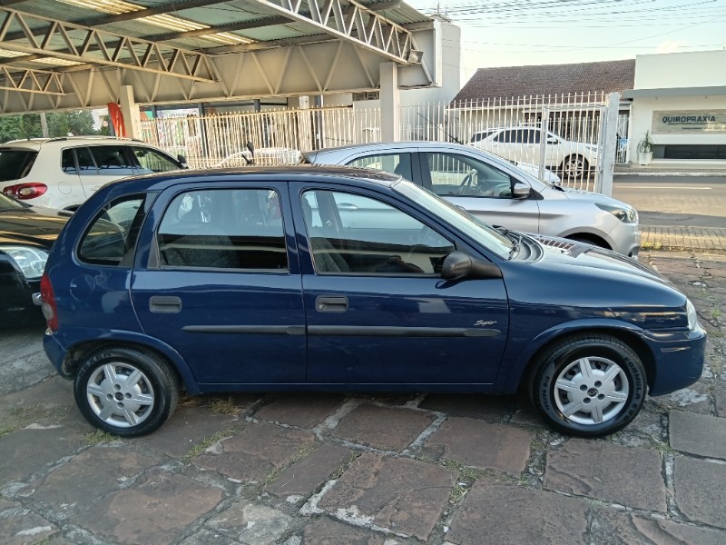 CHEVROLET CORSA SUPER 1.0 MPFI 16V 2000/2000 SCHAEFER AUTOMÓVEIS TEUTÔNIA / Carros no Vale