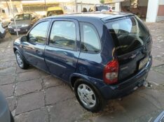 CHEVROLET CORSA SUPER 1.0 MPFI 16V 2000/2000 SCHAEFER AUTOMÓVEIS TEUTÔNIA / Carros no Vale