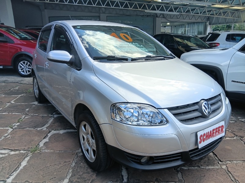 VOLKSWAGEN FOX 1.0 MI TREND 8V 2010/2010 SCHAEFER AUTOMÓVEIS TEUTÔNIA / Carros no Vale