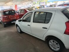 RENAULT SANDERO 1.0 EXPRESSION 16V 2009/2009 SCHAEFER AUTOMÓVEIS TEUTÔNIA / Carros no Vale