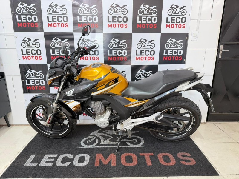 HONDA MOTOS CB 250F TWISTER 2020/2020 LECO MOTOS VENÂNCIO AIRES / Carros no Vale