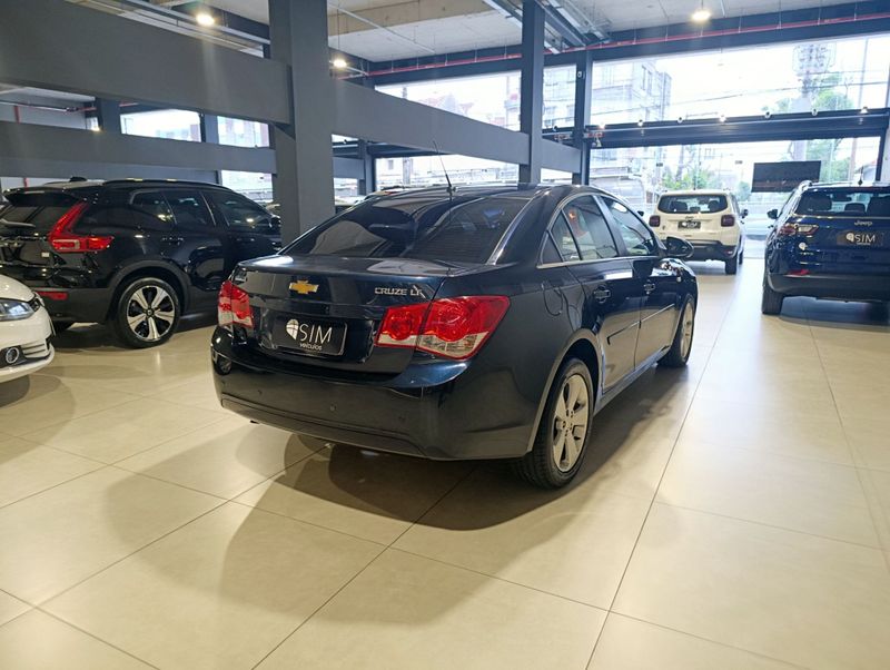 Chevrolet Chev Cruze Lt Nb 2014/2014 SIM VEÍCULOS PORTO ALEGRE / Carros no Vale
