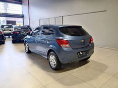 Chevrolet Onix 1.0 Lt 8v 2014/2015 SIM VEÍCULOS PORTO ALEGRE / Carros no Vale