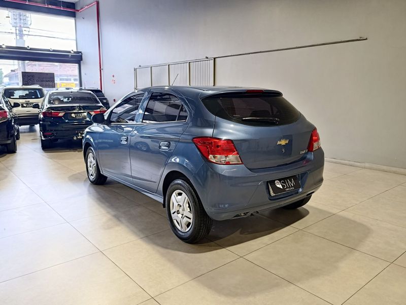 Chevrolet Onix 1.0 Lt 8v 2014/2015 SIM VEÍCULOS PORTO ALEGRE / Carros no Vale