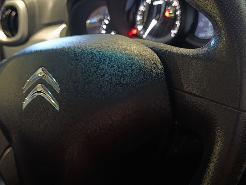 Citroen Aircross 1.6 Live 16v 2018/2019 SIM VEÍCULOS PORTO ALEGRE / Carros no Vale